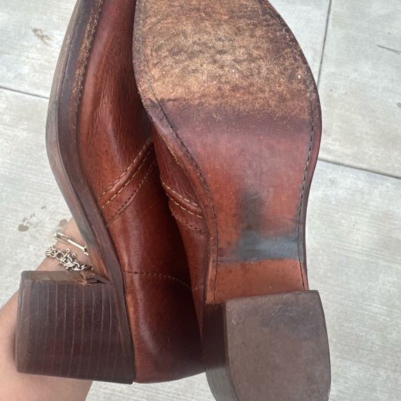 Frye Jane Boots Size 8 redwood color please see all photos - Picture 5 of 8